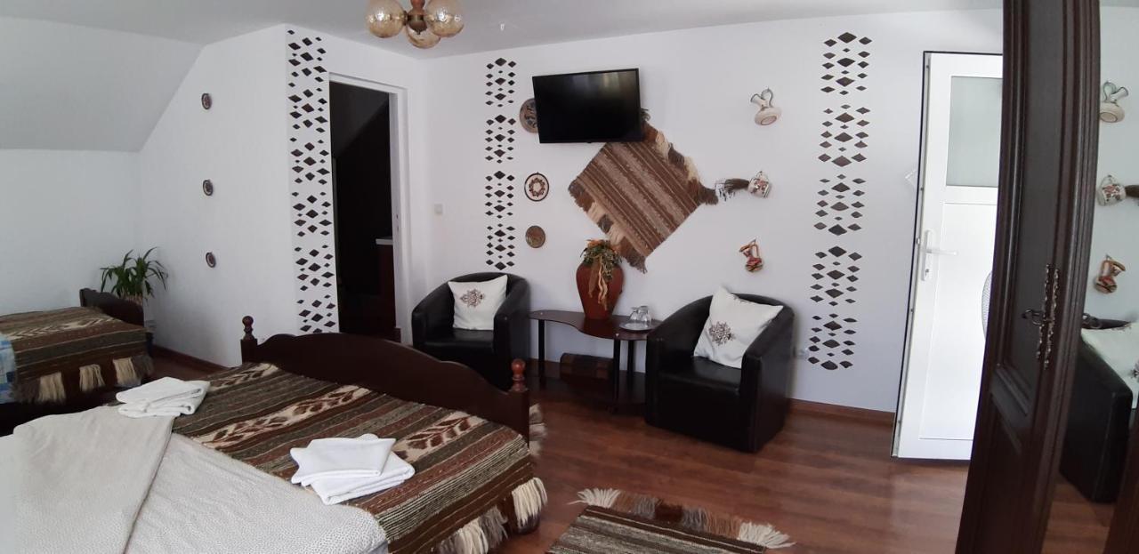 Pensiunea Casa Godja Văleni Habitación foto