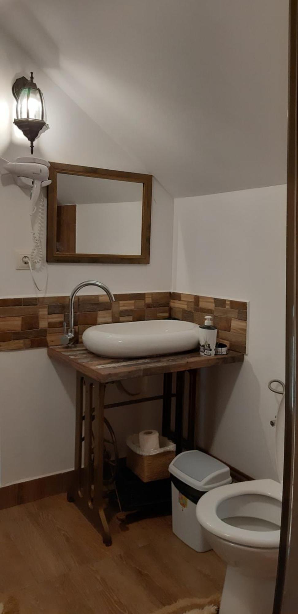 Pensiunea Casa Godja Văleni Habitación foto
